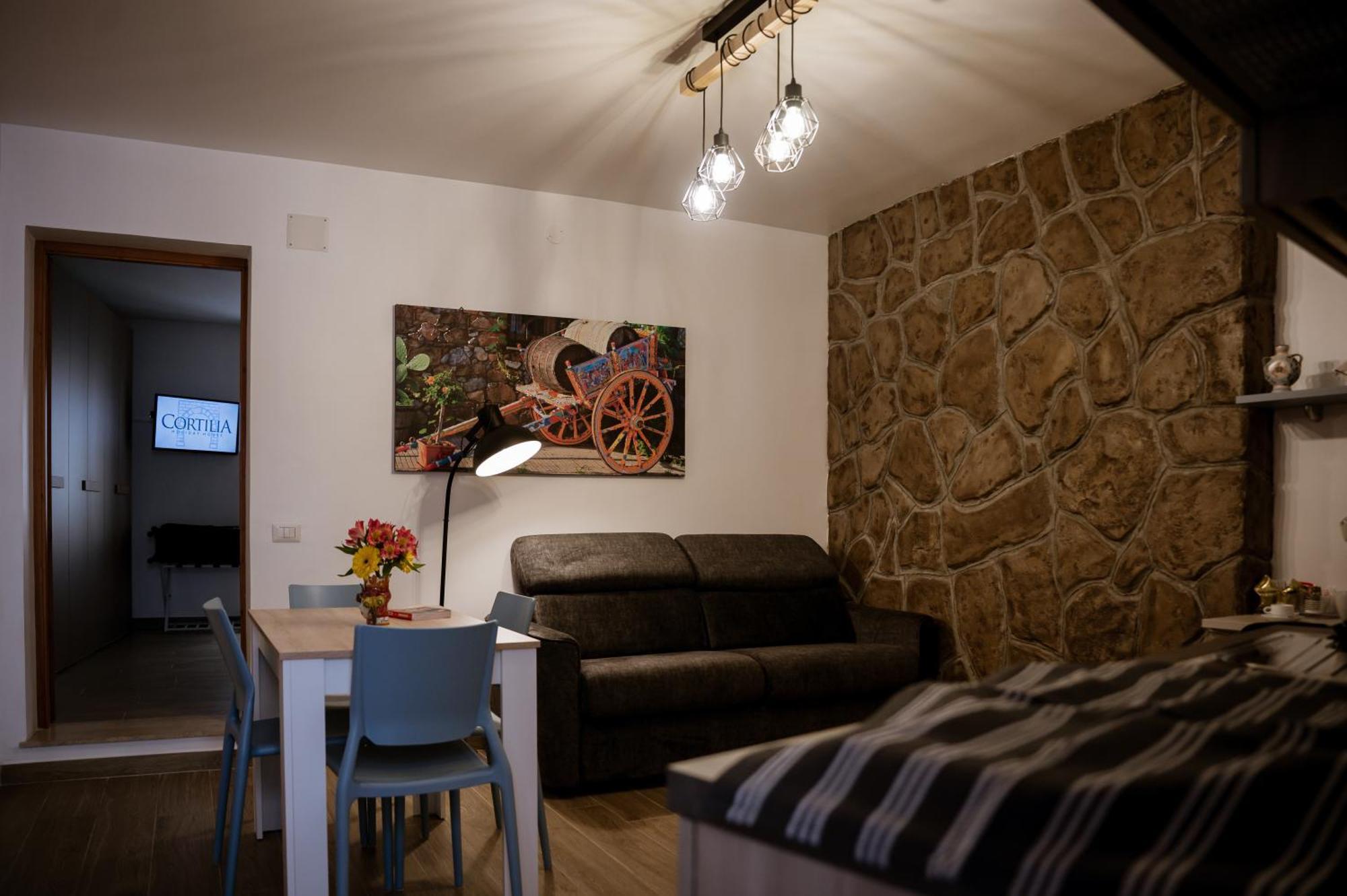 Cortilia Holiday House เชฟาลู ภายนอก รูปภาพ