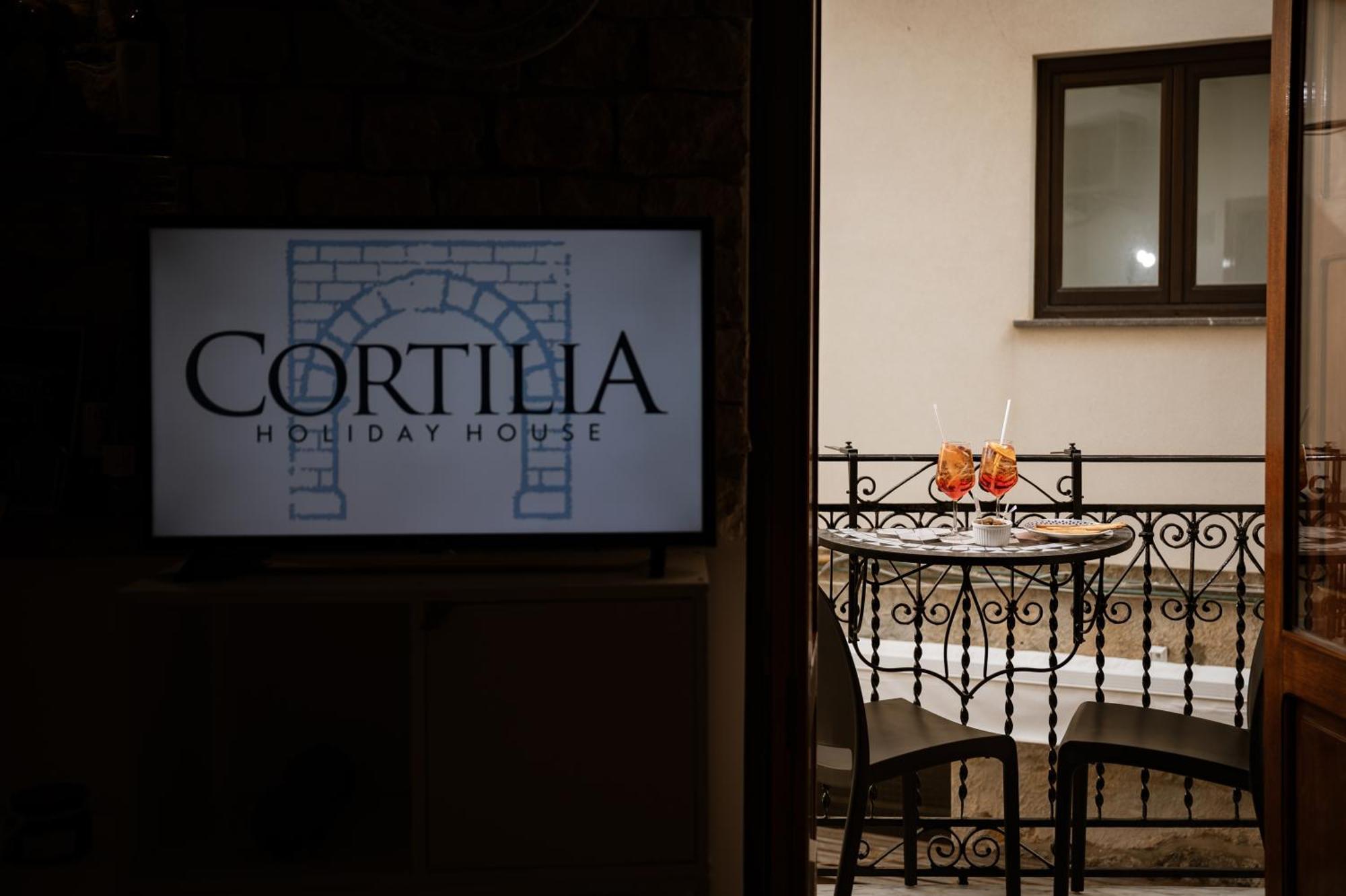 Cortilia Holiday House เชฟาลู ภายนอก รูปภาพ