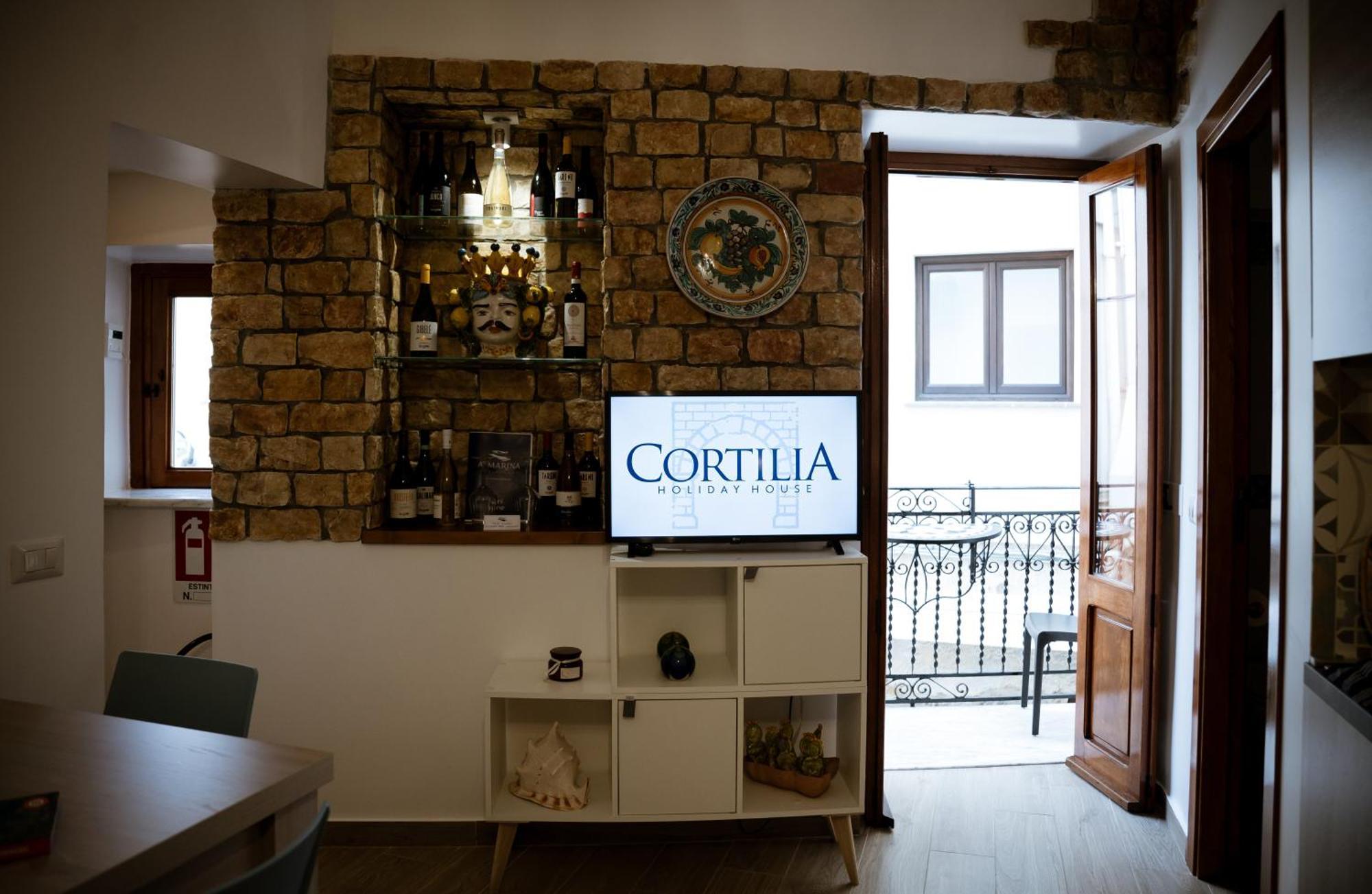 Cortilia Holiday House เชฟาลู ภายนอก รูปภาพ